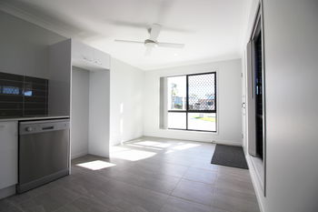 Image 4 for 2/9a Chatham Street, Margate  QLD  4019