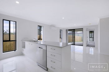 Image 4 for 1/74 Kevin Mulroney Dr, Flinders View  QLD  4305