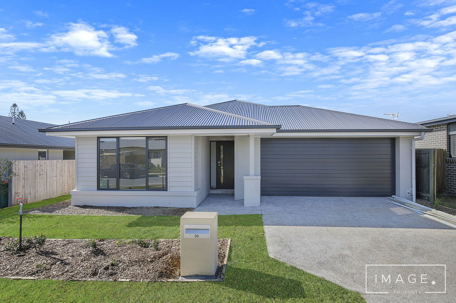 Main listing image for 30 Niels Cres, Park Ridge  QLD  4125