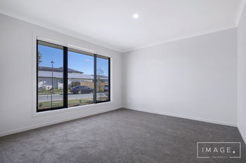 Image 6 for 30 Niels Cres, Park Ridge  QLD  4125