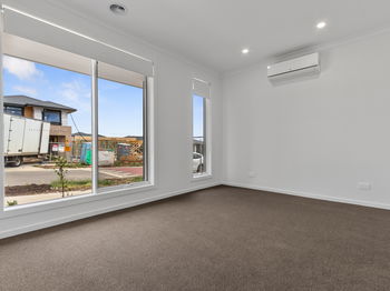 Image 6 for 17 Shakeal Way, Clyde North  VIC  3978