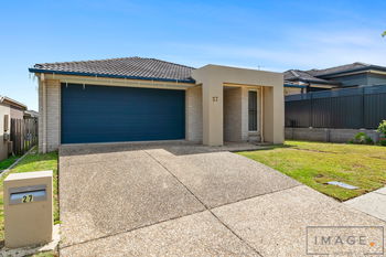 Image 5 for 27 Dandenong Ave, Redbank Plains  QLD  4301