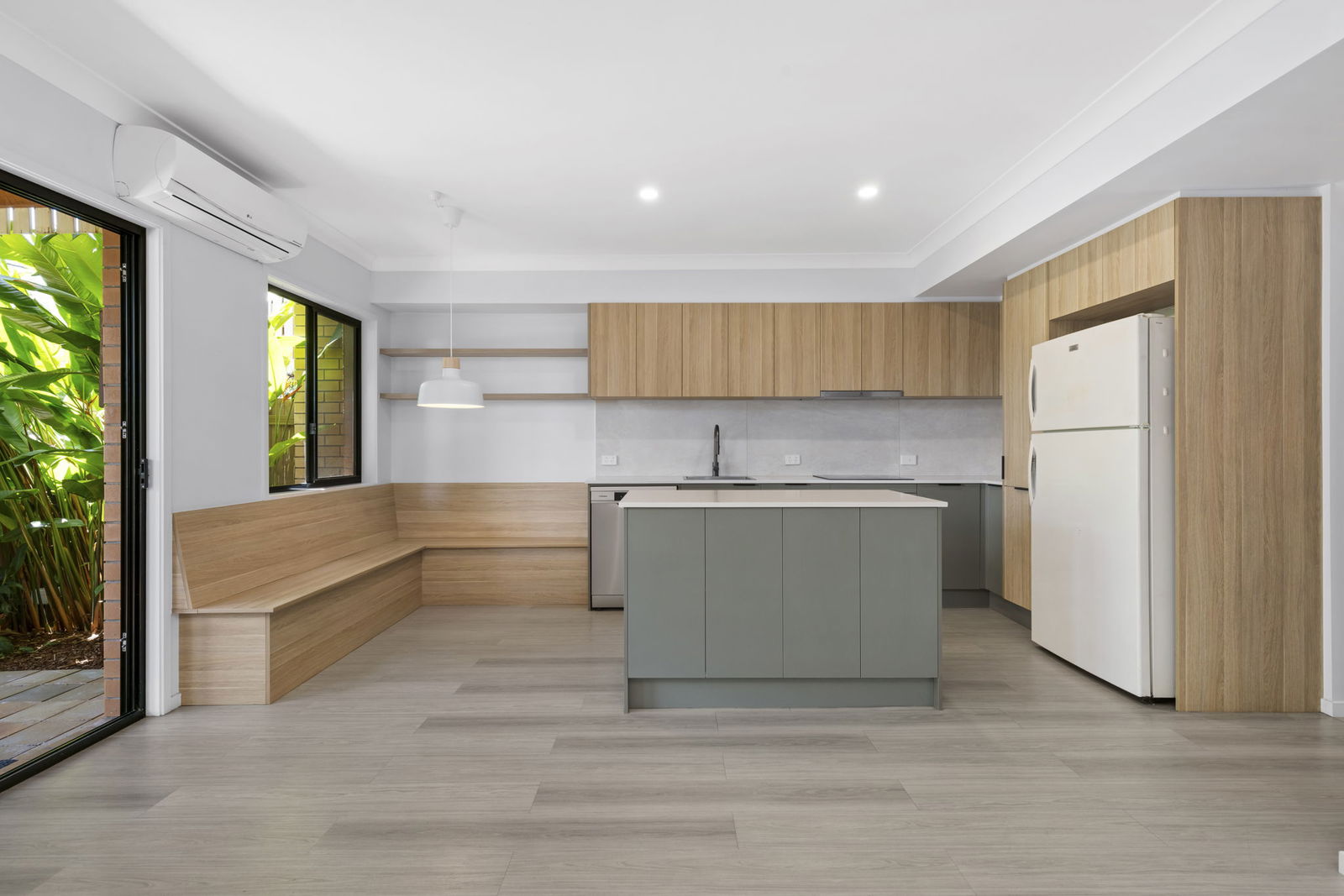 Main listing image for 2/35 Tenby St, Mount Gravatt  QLD  4122