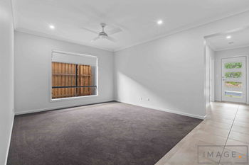 Image 5 for 21 Waratah Cct, Greenbank  QLD  4124