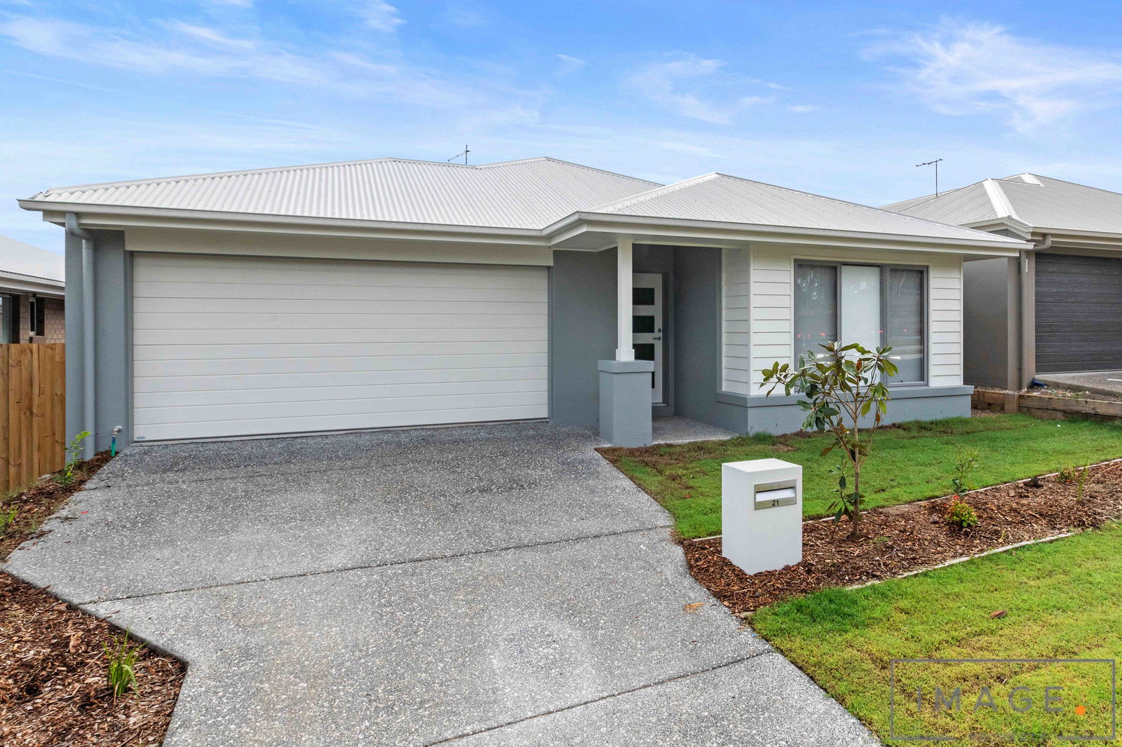 Main listing image for 21 Waratah Cct, Greenbank  QLD  4124
