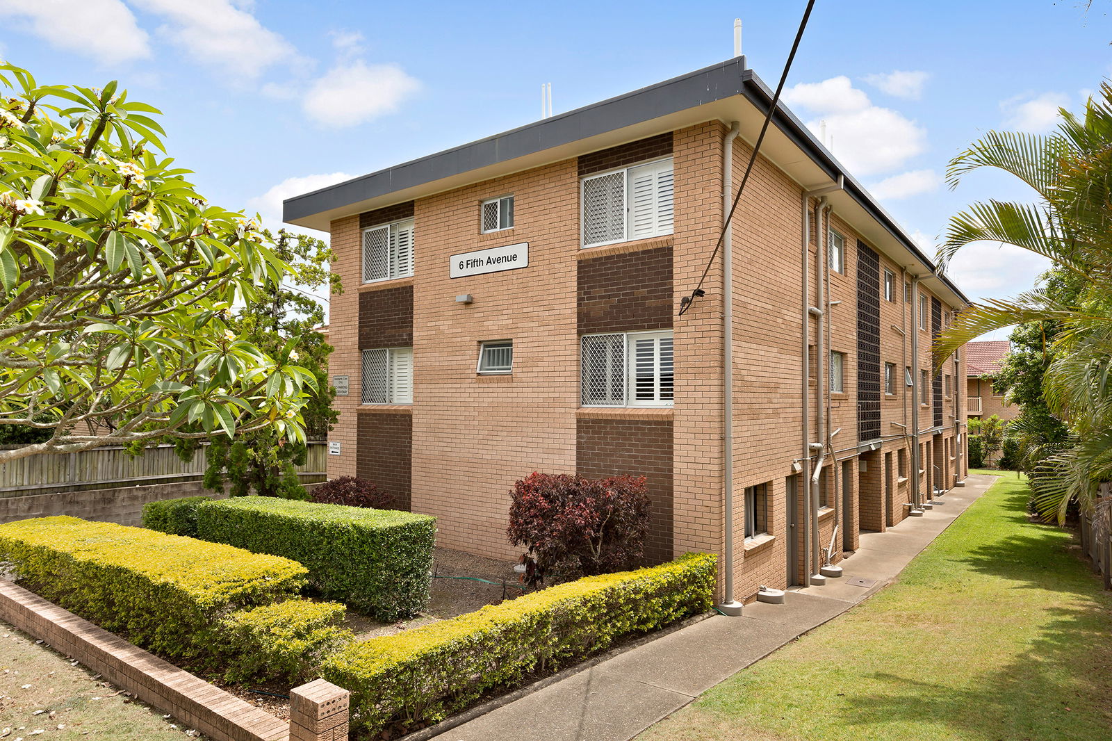 Main listing image for 5/6 Fifth Ave, Coorparoo  QLD  4151