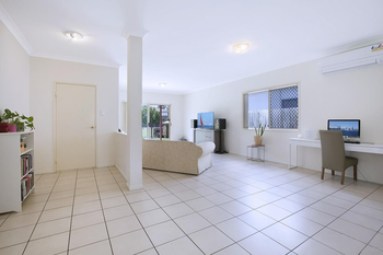 Image 6 for 10 Macrusser Cct, Warner  QLD  4500