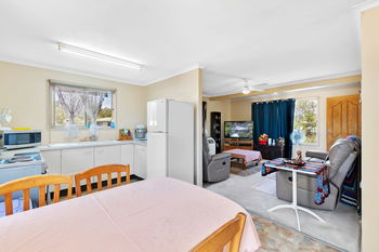 Image 3 for 4 Shearwater Ct, Deception Bay  QLD  4508