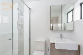 Image 6 for 401/24-26 Bromley Street, Kangaroo Point  QLD  4169