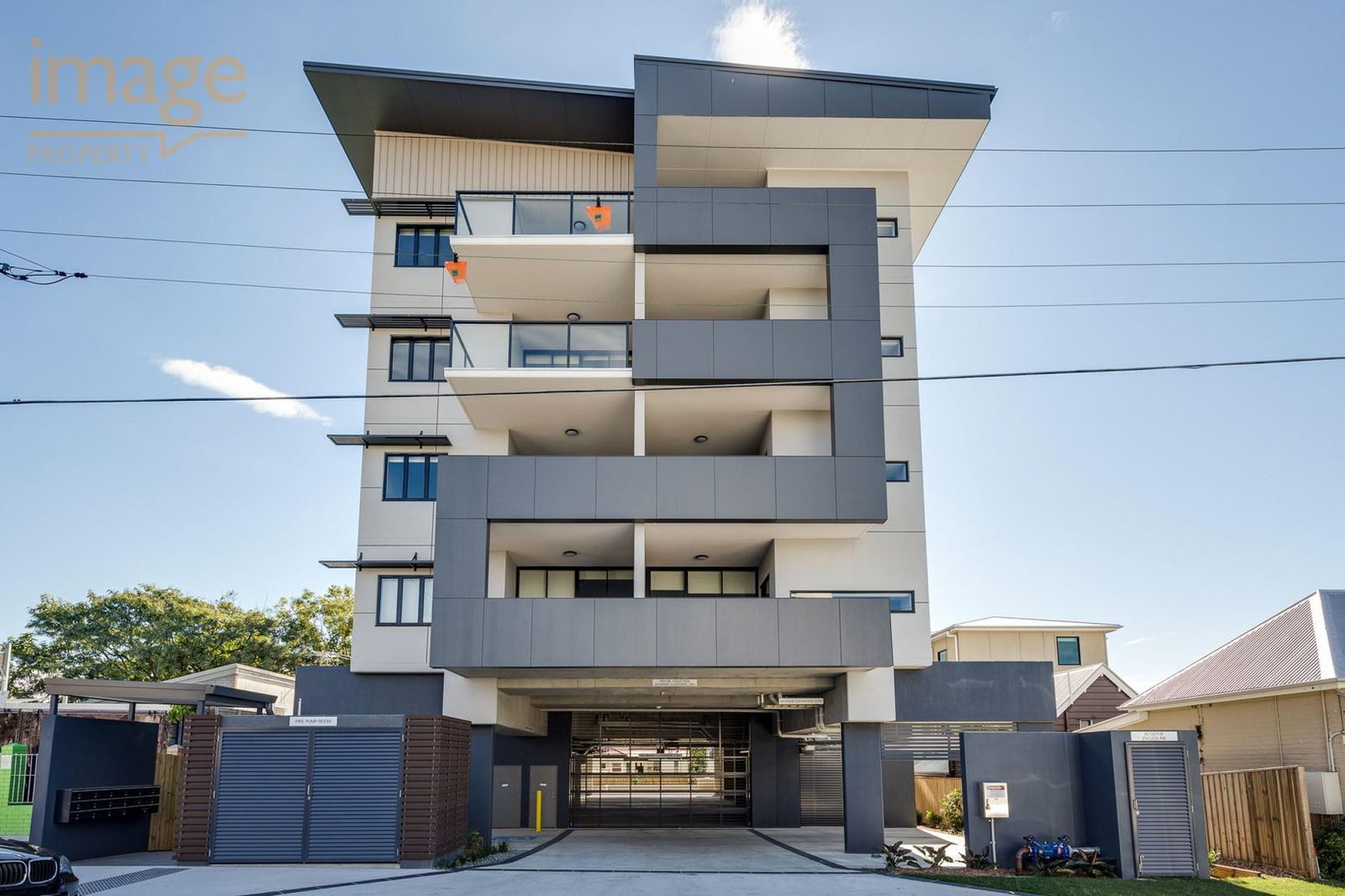 Main listing image for 401/24-26 Bromley Street, Kangaroo Point  QLD  4169