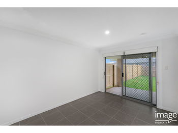 Image 6 for 2/15 Bulloo Cres, Brassall  QLD  4305