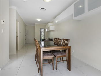 Image 4 for 26/407 Warrigal Rd, Eight Mile Plains  QLD  4113