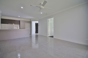 Image 6 for 2/14a Roma Street, SCARBOROUGH  QLD  4020