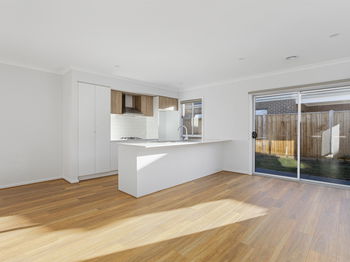 Image 4 for 28 Cockerell Street, Tarneit  VIC  3029