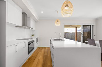 Image 5 for 8 Carnarvon Cres, Banya  QLD  4551