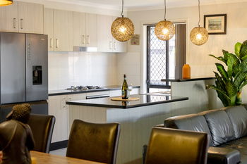 Image 4 for 8 Sullivan St, Dakabin  QLD  4503