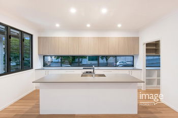 Image 5 for 4 Audenshaw St, Highgate Hill  QLD  4101