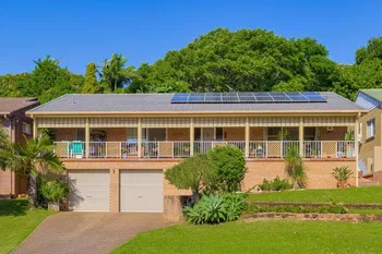 Image 3 for 98 Darlington Dr, Banora Point  NSW  2486