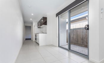 Image 3 for 2/78 Jones St, Rothwell  QLD  4022