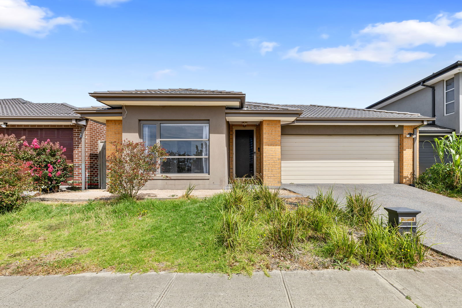 Main listing image for 63 Thoroughbred Dr, Clyde North  VIC  3978