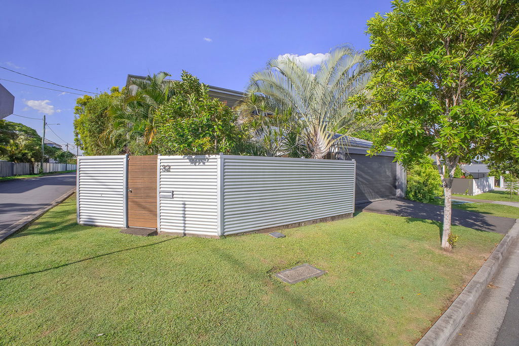 Main listing image for 32 Eleventh Ave, Kedron  QLD  4031