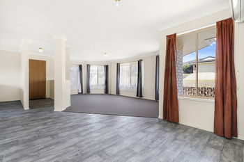 Image 5 for 16 Elkhorn St, Bellbird Park  QLD  4300