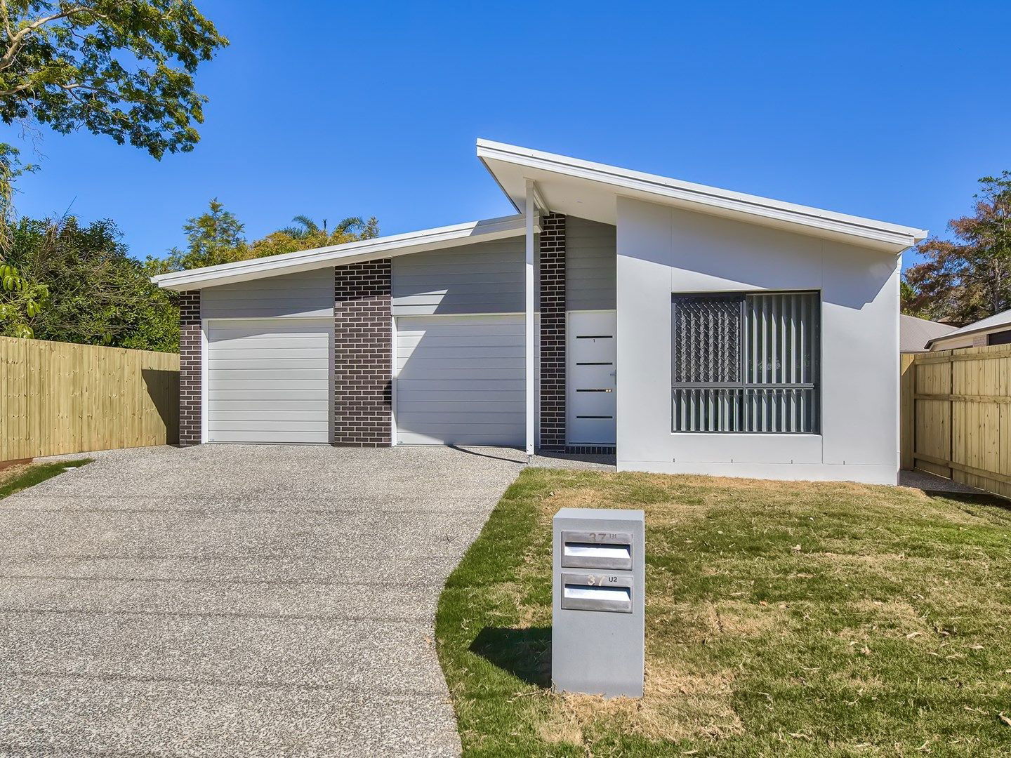 Main listing image for 2/37 Akers Road, Lawnton  QLD  4501