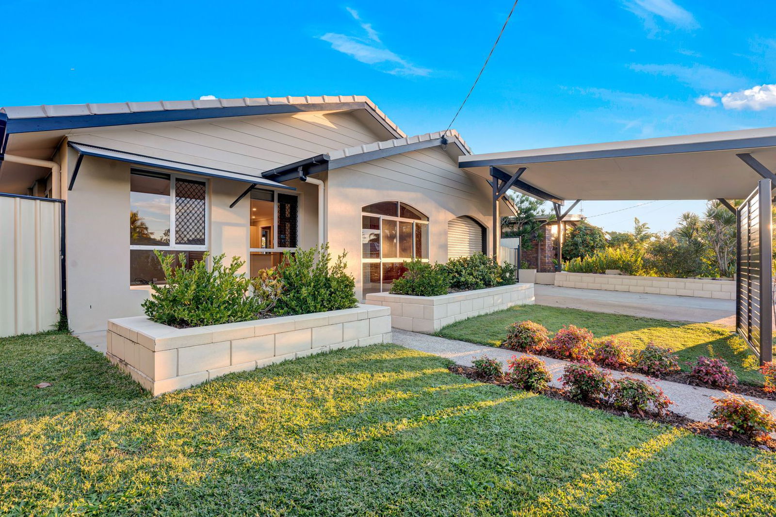 Main listing image for 10 Theresa St, Golden Beach  QLD  4551