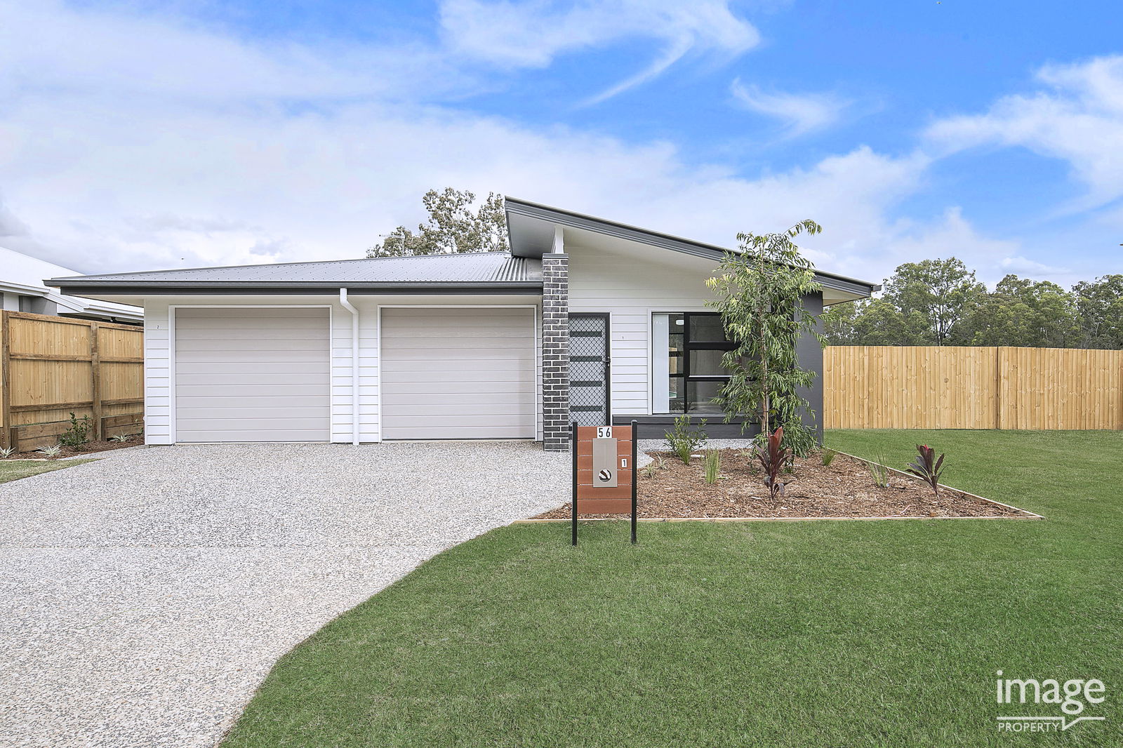 Main listing image for 2/56 Arburry Cres, Brassall  QLD  4305