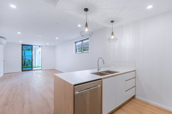 Image 3 for 101/8 Lilla St, Woody Point  QLD  4019