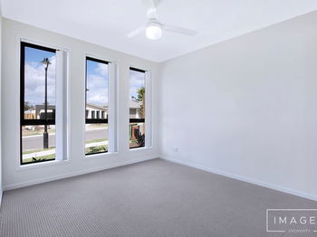 Image 3 for 1/57 Locke Crescent, Redbank Plains  QLD  4301