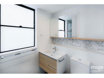 Image 6 for 102/38 Andrews St, Cannon Hill  QLD  4170