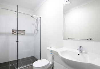 Image 4 for 2/16A Canopus Court, Kingston  QLD  4114