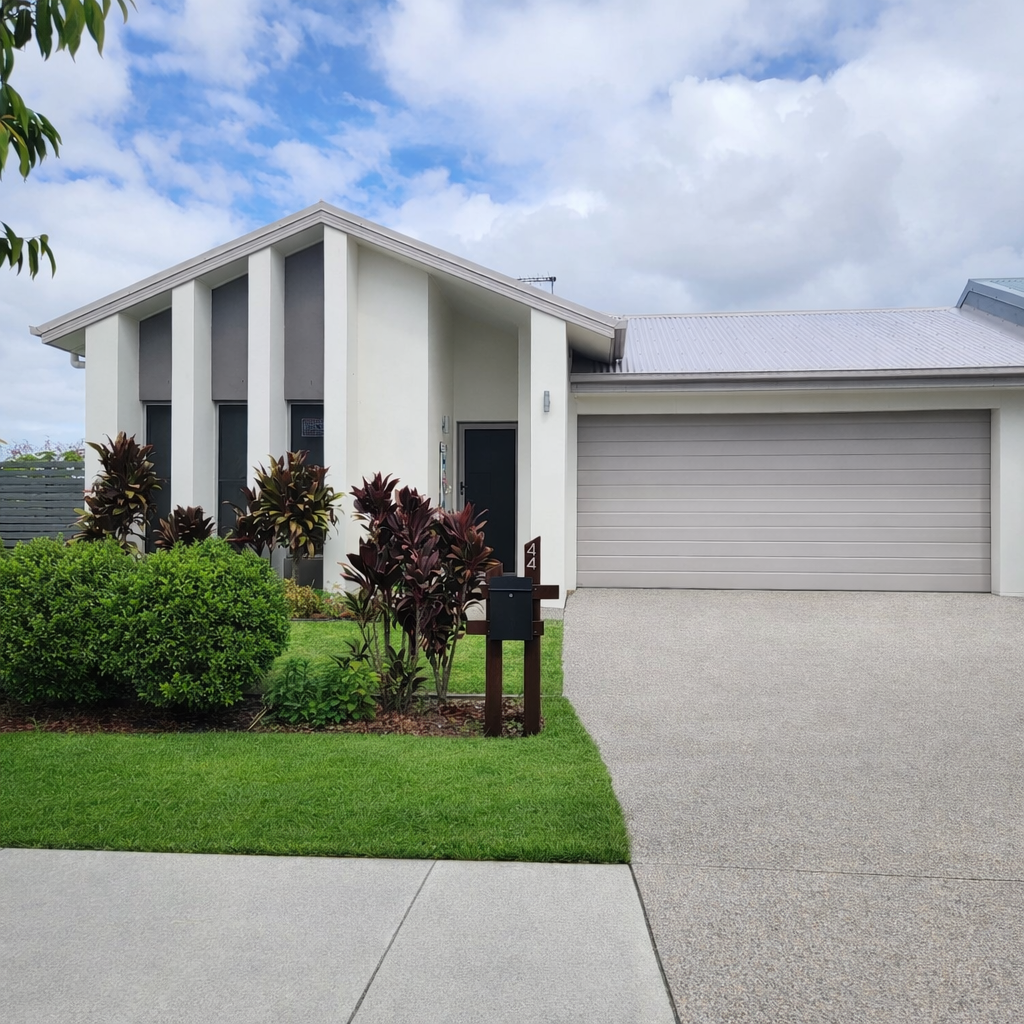 Main listing image for 44 Crawford St, Strathpine  QLD  4500