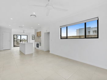 Image 6 for 21 Hawkesbury Way, Nirimba  QLD  4551