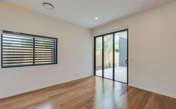 Image 4 for 2/158 Norman Ave, Norman Park  QLD  4170