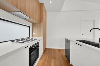 Image 3 for 4/121 Altona St, Heidelberg West  VIC  3081