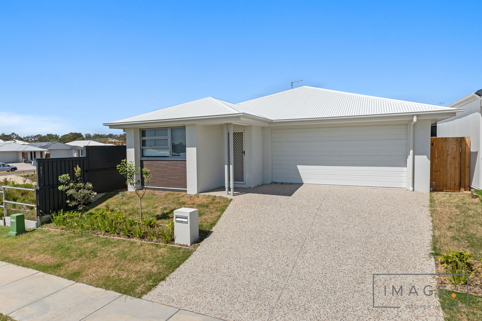 Main listing image for 17 Laxton Rd, Pallara  QLD  4110