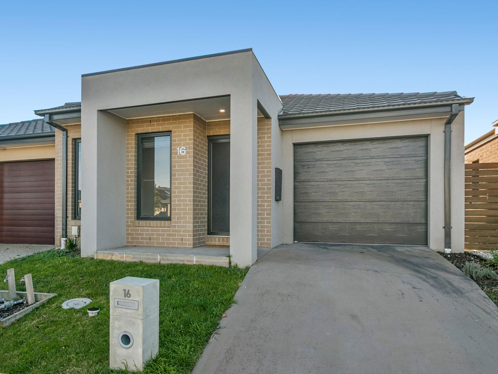 Main listing image for 16 Juliet Way, Berwick  VIC  3806