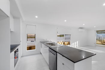 Image 4 for 185 Cedar Rd, Redbank Plains  QLD  4301