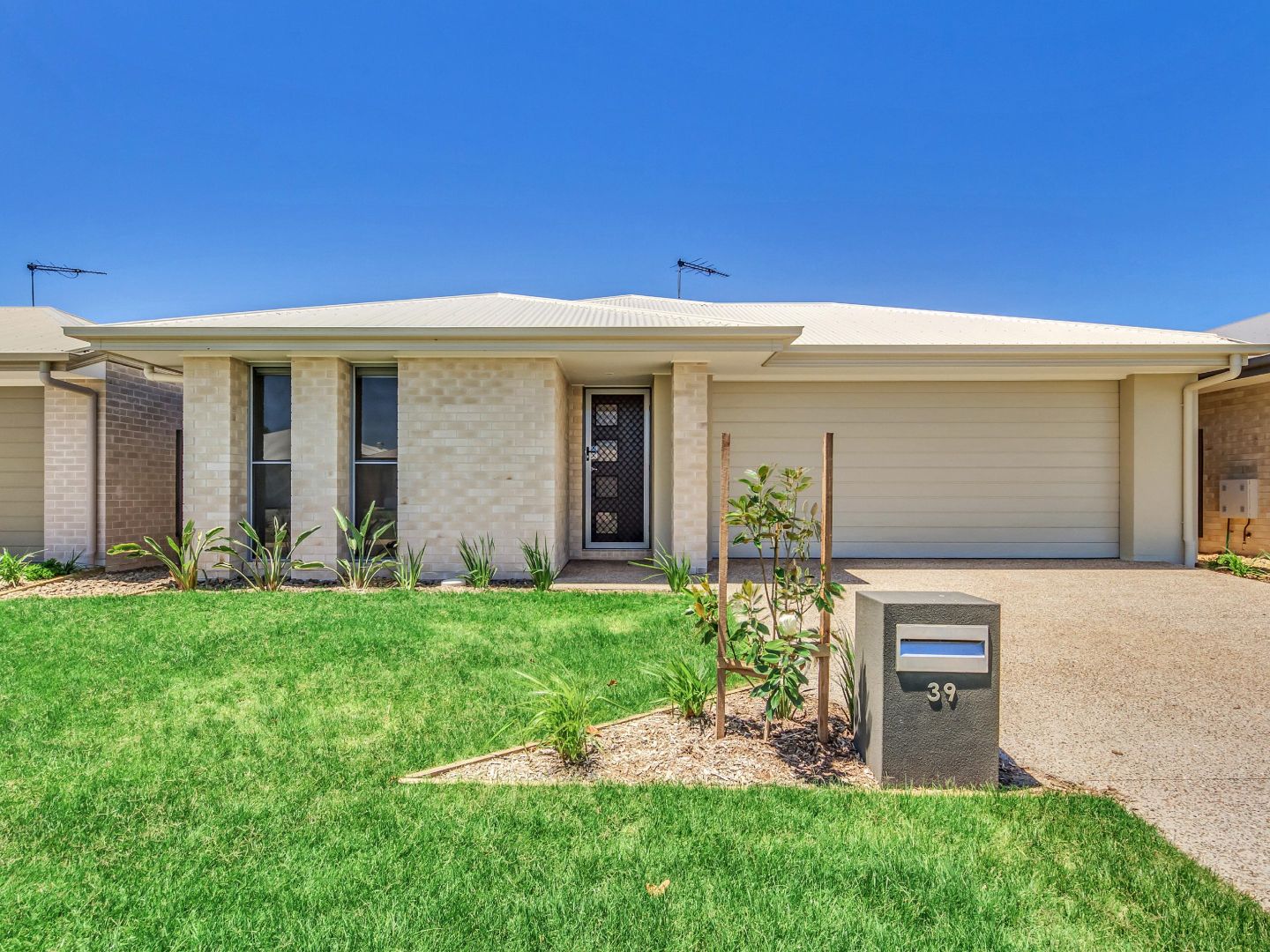 Main listing image for 39 Harvey Cir, Griffin  QLD  4503