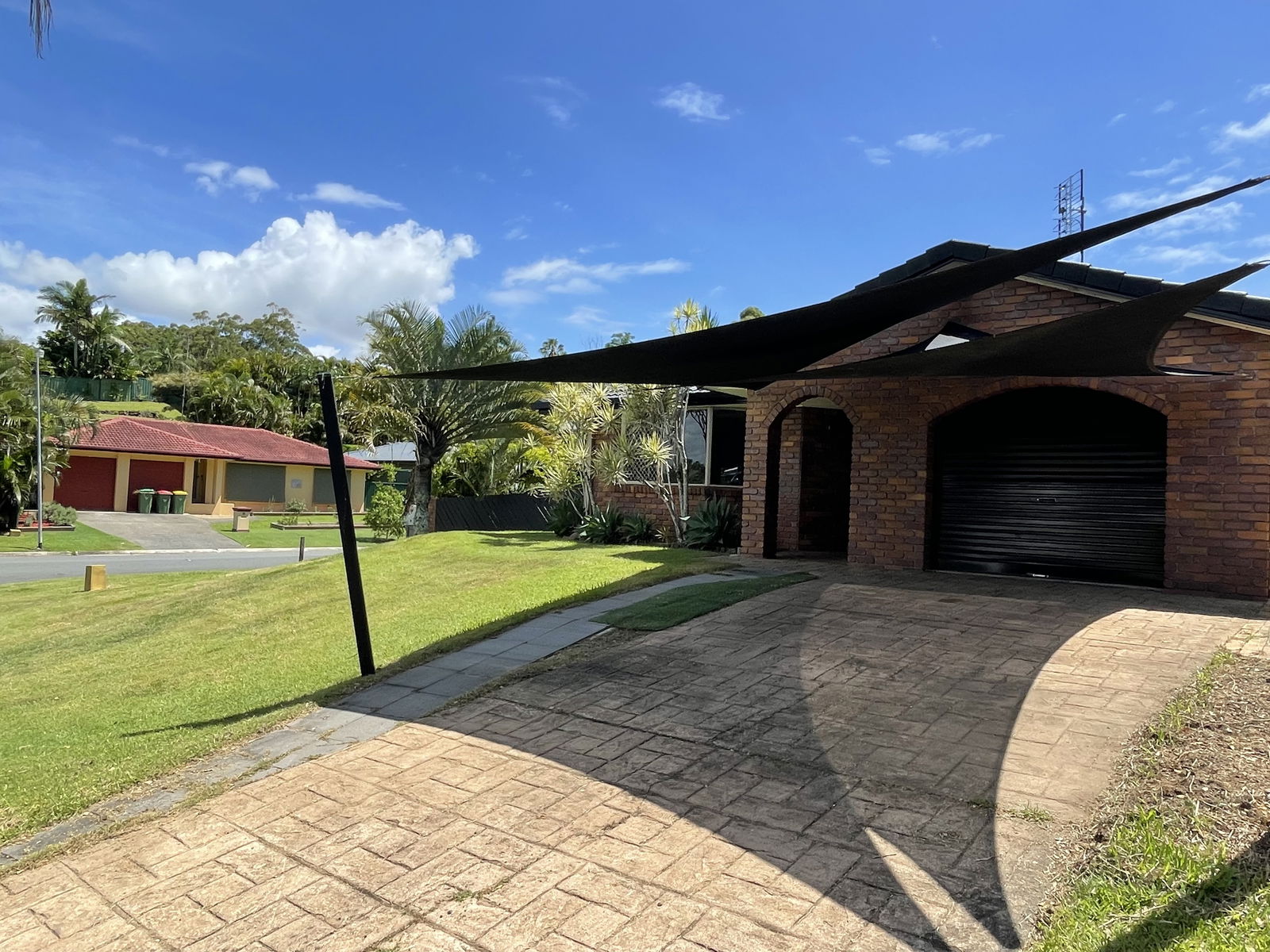 Main listing image for 2 Abele Ct, Elanora  QLD  4221