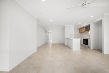 Image 6 for 18 Red Ash Cres, Deebing Heights  QLD  4306