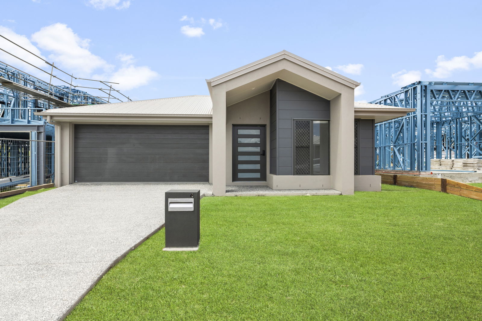 Main listing image for 4 Ivorywood St, Deebing Heights  QLD  4306