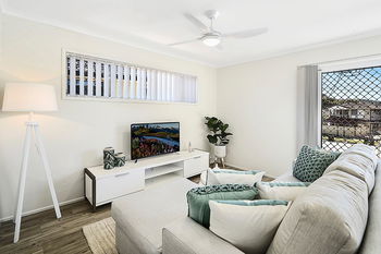Image 4 for 4/50 Tallebudgera Dr, Palm Beach  QLD  4221