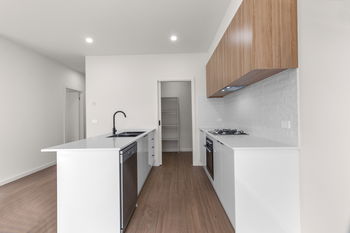 Image 3 for 11 Nectarine Street, Thornhill Park  VIC  3335