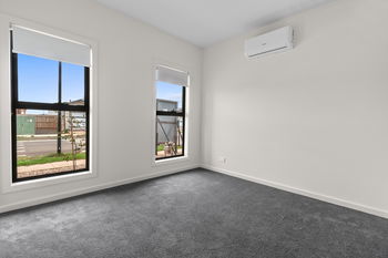 Image 6 for 11 Nectarine Street, Thornhill Park  VIC  3335