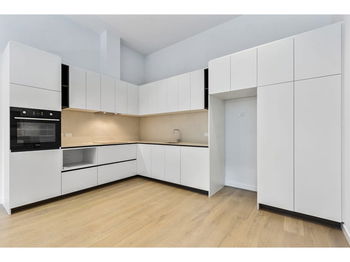 Image 3 for 18 Market La, Moonee Ponds  VIC  3039