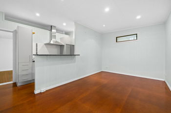 Image 3 for 1/24 Brinawa St, Camp Hill  QLD  4152