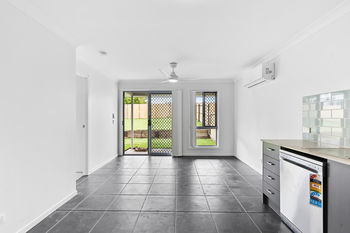 Image 6 for 2/8a Echidna La, Southside  QLD  4570